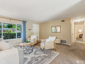 3923 NE 22nd Place, Renton WA 98056