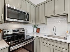 3923 NE 22nd Place, Renton WA 98056