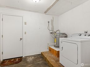 3923 NE 22nd Place, Renton WA 98056