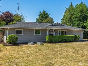 3923 NE 22nd Place, Renton WA 98056