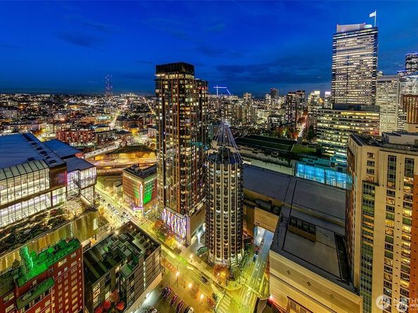 737 Olive Way 3606, Seattle WA 98101