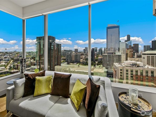 737 Olive Way 3606, Seattle WA 98101