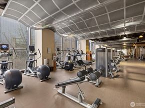 737 Olive Way 3606, Seattle WA 98101