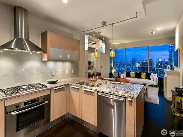 737 Olive Way 3606, Seattle WA 98101
