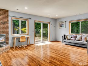 25115 SE 133rd Way, Issaquah WA 98027