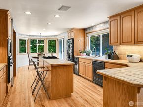25115 SE 133rd Way, Issaquah WA 98027