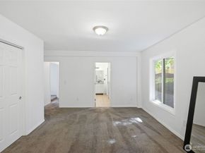 18824 SE 164th St, Renton WA 98058