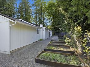 18824 SE 164th St, Renton WA 98058