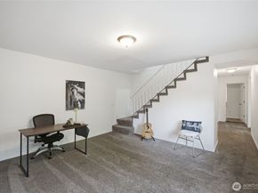 18824 SE 164th St, Renton WA 98058