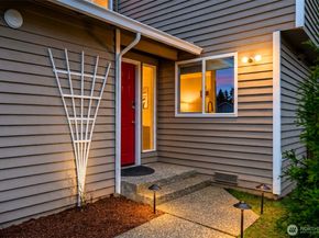 13324 NE 138th Pl, Kirkland WA 98034