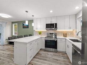 13324 NE 138th Pl, Kirkland WA 98034