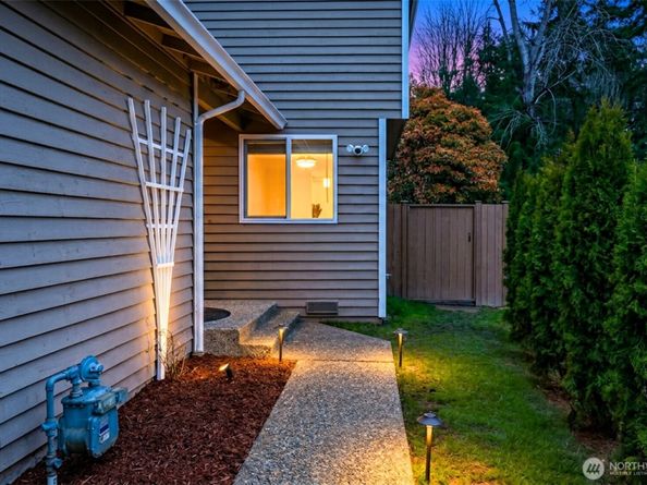 13324 NE 138th Pl, Kirkland WA 98034