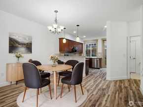 2115 201st Place SE B2, Bothell WA 98012