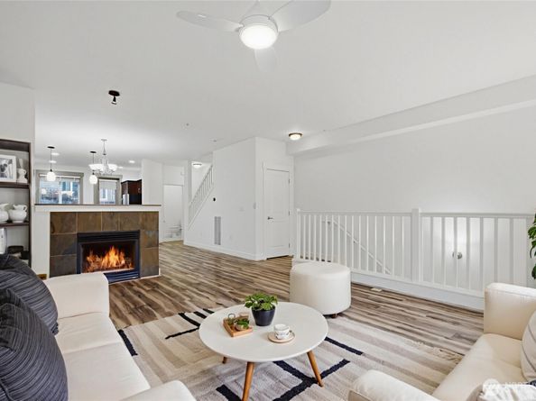 2115 201st Place SE B2, Bothell WA 98012