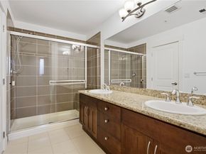 2115 201st Place SE B2, Bothell WA 98012
