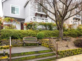 11870 SE 5th Street, Bellevue WA 98005