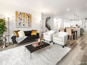 11870 SE 5th Street, Bellevue WA 98005