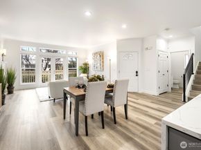 11870 SE 5th Street, Bellevue WA 98005