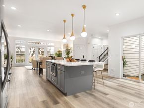 11870 SE 5th Street, Bellevue WA 98005