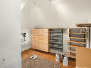2307 Broadway E, Seattle WA 98102
