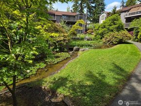 1524 NE 140th Street D2, Seattle WA 98125