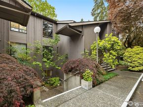 1524 NE 140th Street D2, Seattle WA 98125