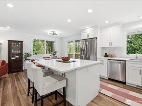 23018 35th Avenue W, Brier WA 98036