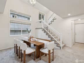 24320 SE 42nd Street, Sammamish WA 98029