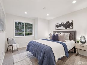 24320 SE 42nd Street, Sammamish WA 98029