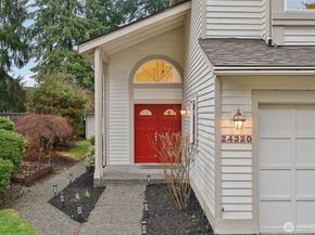 24320 SE 42nd Street, Sammamish WA 98029