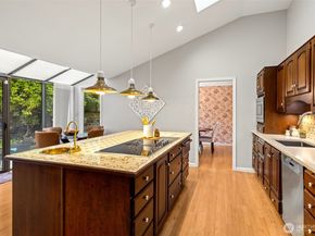 11818 Marine View Drive SW, Burien WA 98146