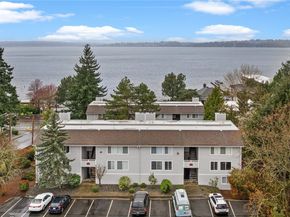 10110 NE 60th Street 104, Kirkland WA 98033