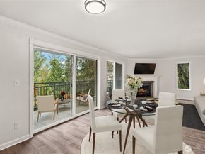 10110 NE 60th Street 104, Kirkland WA 98033