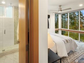 3827 23rd Avenue W C, Seattle WA 98199