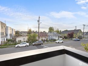 6608 Carleton Avenue S B, Seattle WA 98108