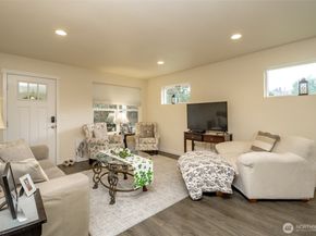 361 10th Avenue N, Algona WA 98001