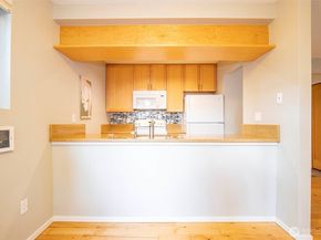 3041 127th Place SE G12, Bellevue WA 98005