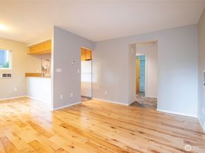 3041 127th Place SE G12, Bellevue WA 98005