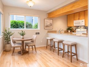 3041 127th Place SE G12, Bellevue WA 98005