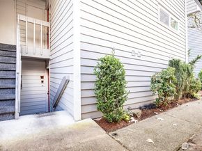 3041 127th Place SE G12, Bellevue WA 98005