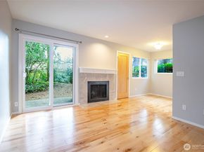 3041 127th Place SE G12, Bellevue WA 98005