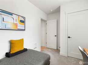 2441 NW 61st Street C, Seattle WA 98107