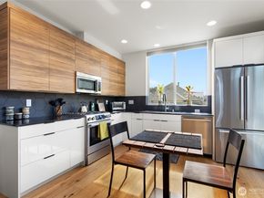 2441 NW 61st Street C, Seattle WA 98107