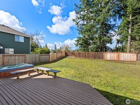 765 Vashon Avenue NE, Renton WA 98059