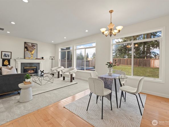 765 Vashon Avenue NE, Renton WA 98059
