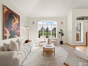765 Vashon Avenue NE, Renton WA 98059