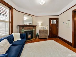 125 Warren Avenue N J, Seattle WA 98109