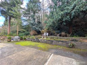1156 Alki Avenue SW 201, Seattle WA 98116