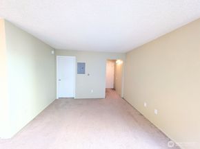 1156 Alki Avenue SW 201, Seattle WA 98116