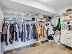 17323 Military Rd S, SeaTac WA 98188